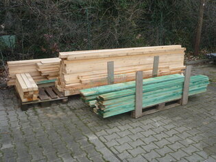 Schalbretter, Bauholz