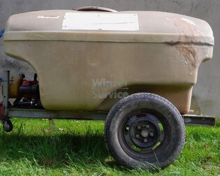 Meyers-/Wanner' Fahrgestell mit 900 l Behälter, ohne Deichsel