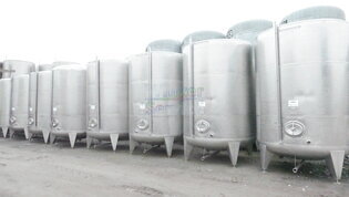 15.000 Liter Lagertank, Rund, Stehend aus V2A
