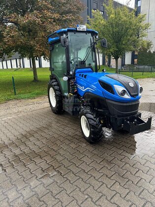 New Holland Traktor T4.80 V