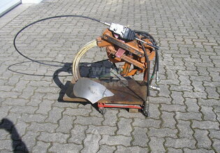 Braun Zwischenachs-Stockräumer