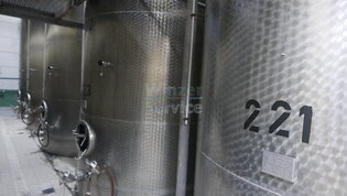 Lagertank aus V2A mit Flachboden  Inhalt: 10.000 Liter