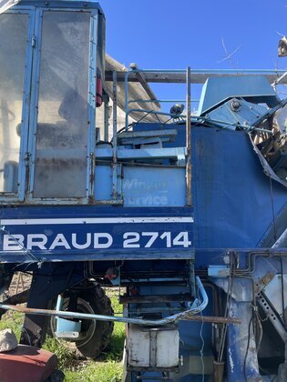Braud 2714 Lesemaschine Traubenvollernter