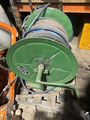 Junk Schlauchhaspel mit Schlauch und  Pistole 