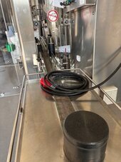 Bild 9 GAI Etikettieranlage plus Anrollkapsel