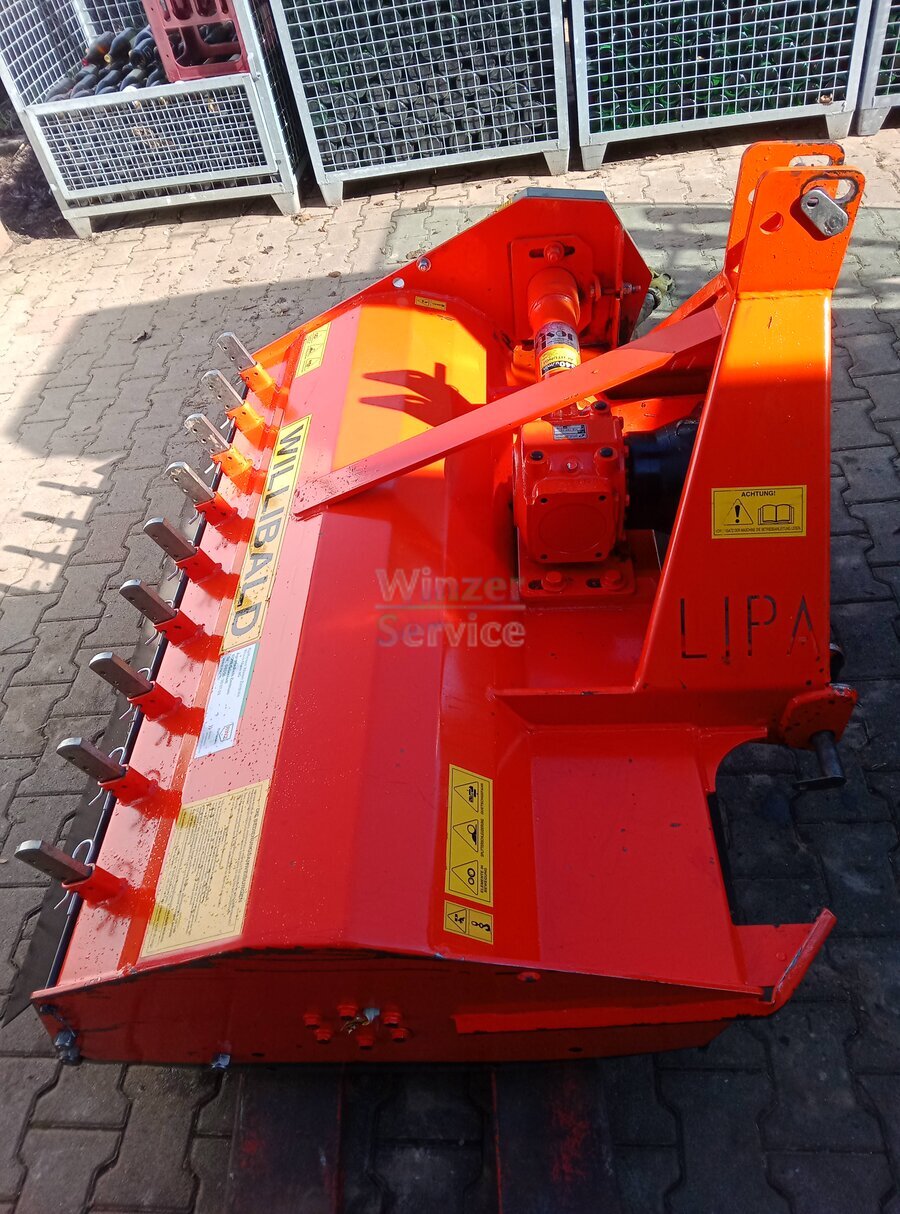Bild 1 Willibald Häcksler TL 130