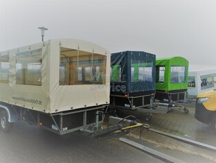 Planwagen für Weinbergsrundfahrten