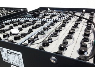Antriebsbatterien für Gabelstapler NEU & Gebraucht