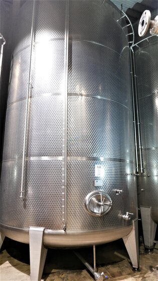 54.000 Liter Lagertank, EKS, 4 Kühlplatten, Rührwerksmixer seitl.