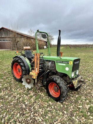 Fendt 203V II Allrad - Weinbergschlepper