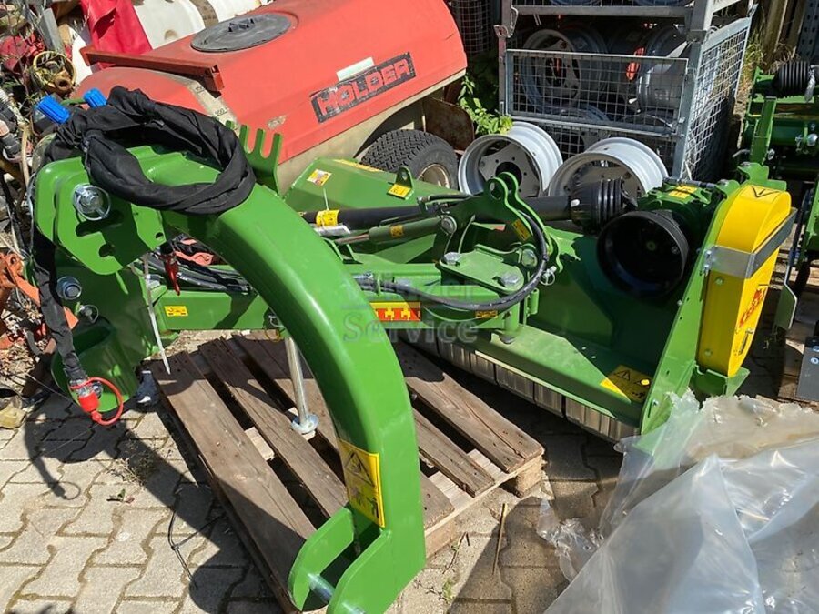 Bild 1 Celli Virgo 180 Böschungsmulcher