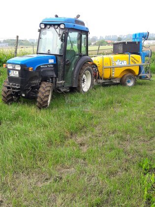 New Holland TN 75 V