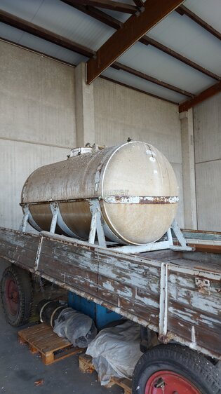 Anhänger mit Transporttank