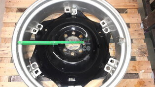 2 Traktorfelgen 28 Zoll