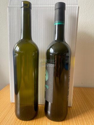 0,75 Liter Flaschen Bordeaux Oliv mit Oberbandmündung