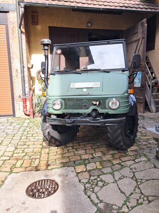 Unimog 421