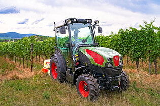 Hürlimann Weinbergschlepper XS95 GS2 Neumaschine
