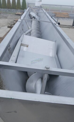 9,2 m Trogschnecke / Förderschnecke mit 5,5 KW Motor