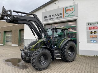Valtra G135 V /Gebrauchtmaschine