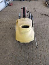 Bild 4 Kärcher Dampfstrahler 