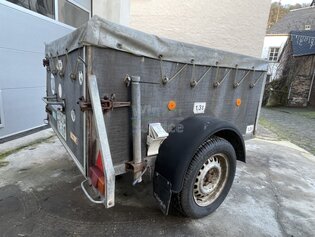 Anhänger - offener Kasten