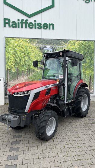 Massey Ferguson 3 VI.115 Cab Efficient