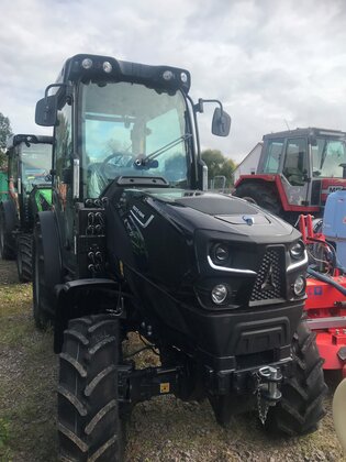 Deutz Weinbergschlepper 5105 DS TTV WARRIOR schwarz stufenlos