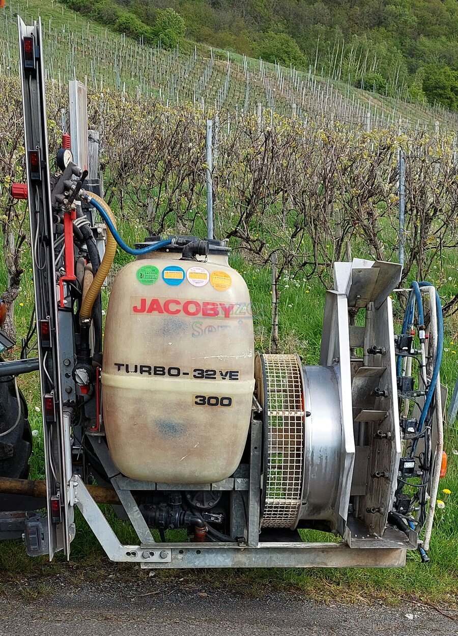 Bild 1 Jacologic - 300 l Jacoby-Sprühgerät