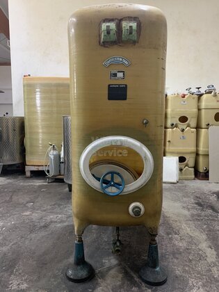 Staffelstein GFK Tank 2500L