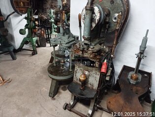 Suche alte Kellereimaschinen 