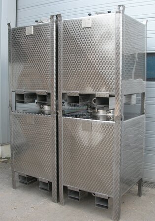 Edelstahltanks 1000 Liter aus V2A 