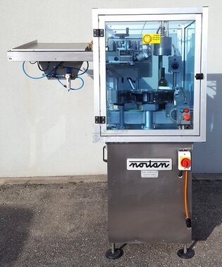 Kapselaufsetzer + Schrumpfmaschine NORTAN Unicap 35