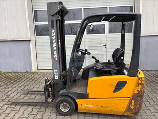 Jungheinrich EFG 216 Kn, Dreiradstapler