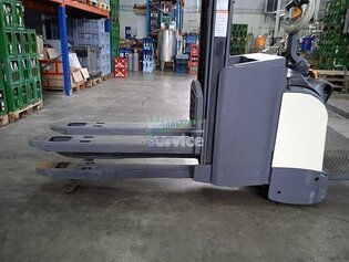 Hochhubwagen Crown DT3040