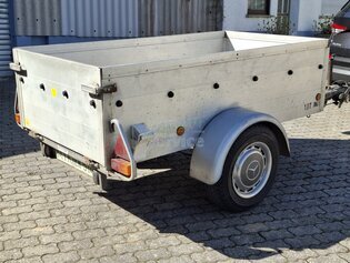 Pkw Anhänger 1000 kg mit Deckel