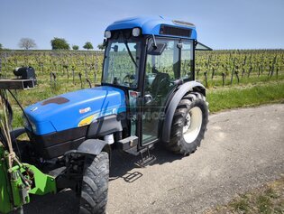 New Holland TN70NA 