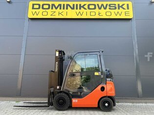 Toyota Gas Stapler 1,8 t Triplexmast 4,7 m nur 680 h