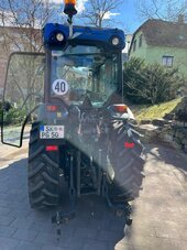 Bild 4 Traktor Schlepper New Holland T4 - 110V