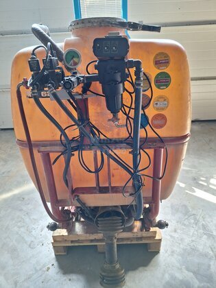 Holder Aufsattelspritze 300 Ltr