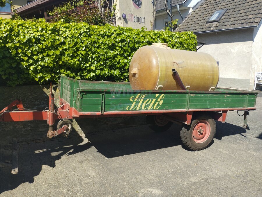 Bild 1 Anhänger 
