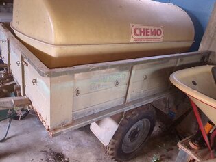 Anhänger mit Transporttank