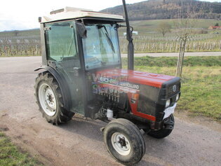 New Holland 60-86 V S - kein Allrad